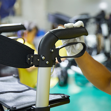 How to Choose a Professional Rollator Manufacturer: A Buyer's Guide